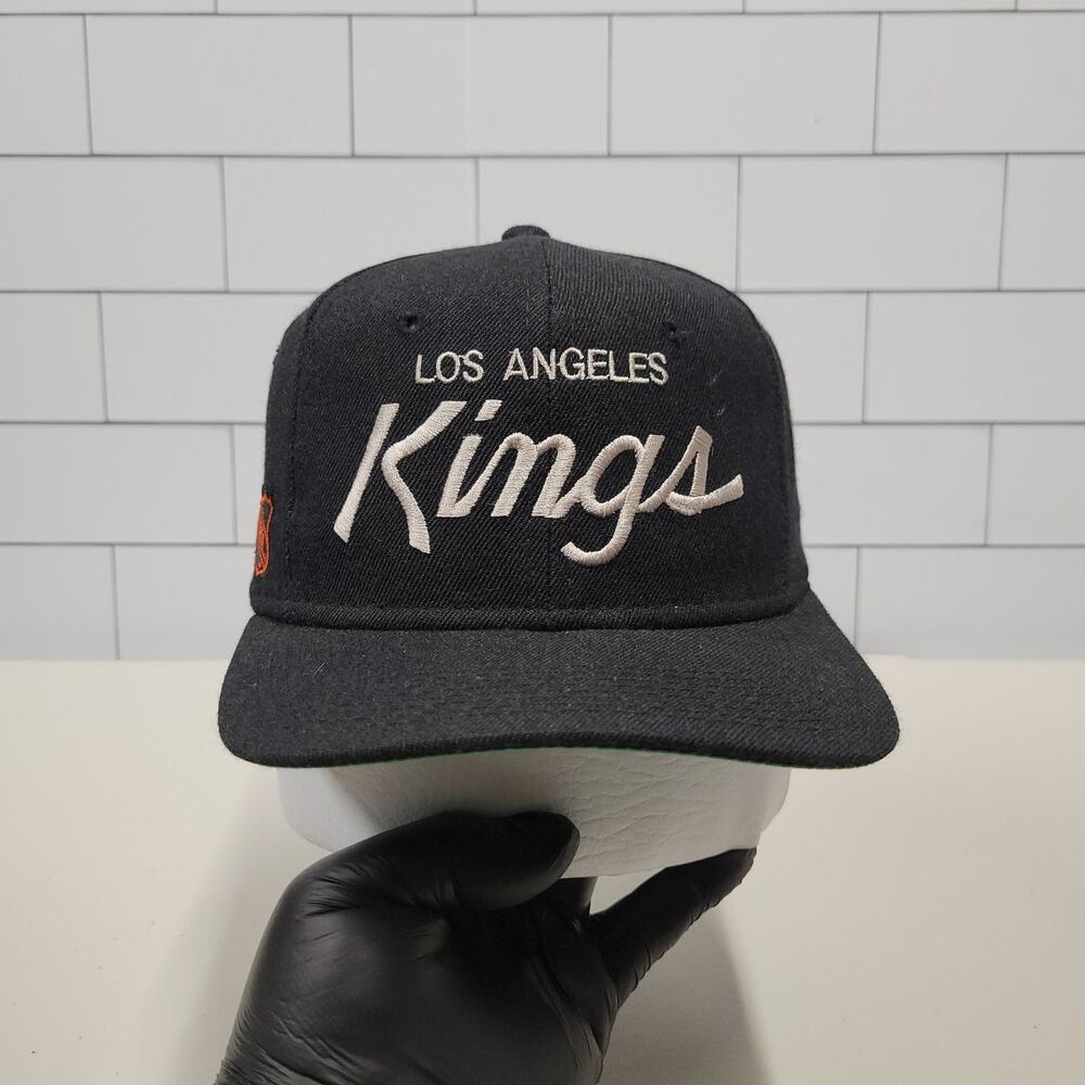 Vintage Sports Specialties Los Angeles Kings Single Line Script Wool Snapback